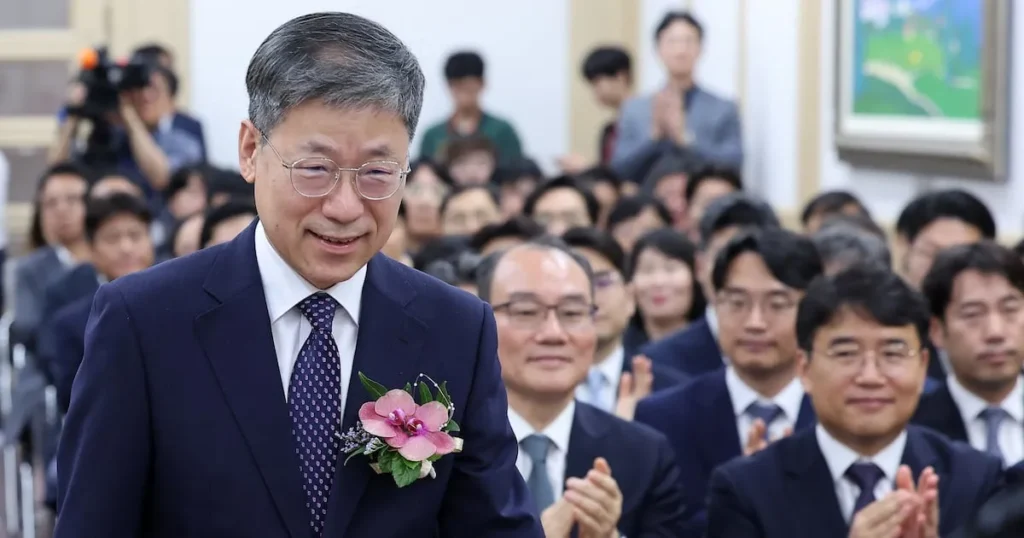 New Court Administration Chief Cites Growing External Pressure on Judicial Independence New Court Administration Chief Cites Growing External Pressure on Judicial Independence