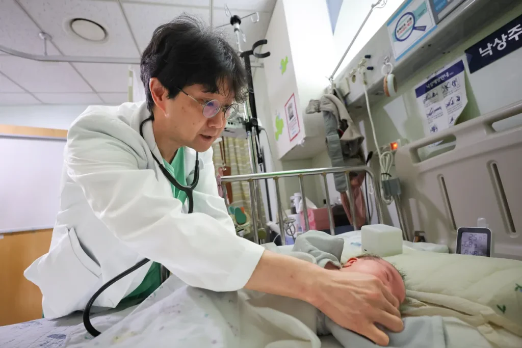 Pediatric Heart Surgery Crisis: Seoul National University Hospital Faces Doctor Shortage Pediatric Heart Surgery Crisis: Seoul National University Hospital Faces Doctor Shortage