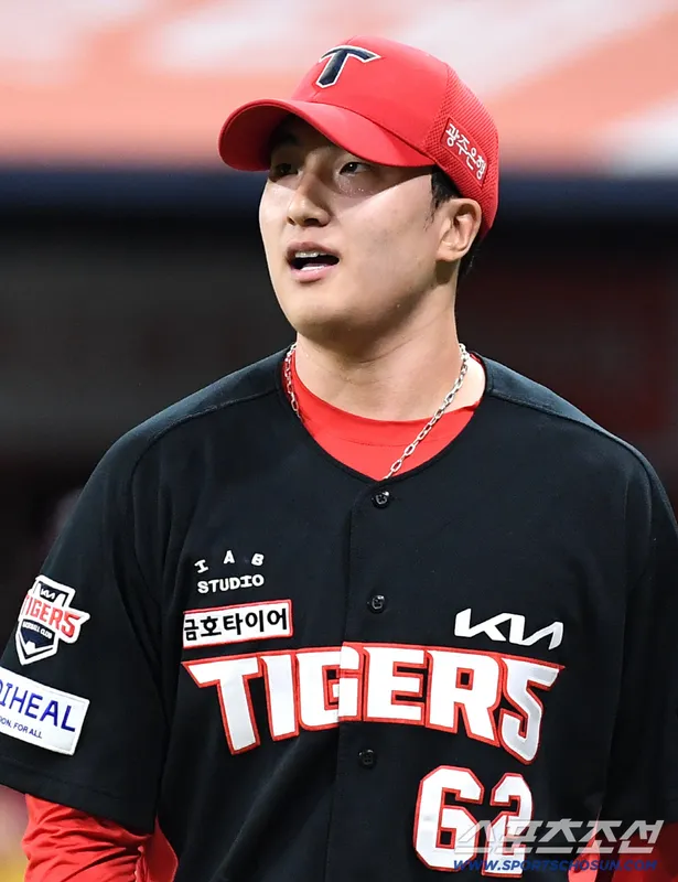 KIA Tigers Weighing Closer Options for Historic Season Finale KIA Tigers Weighing Closer Options for Historic Season Finale
