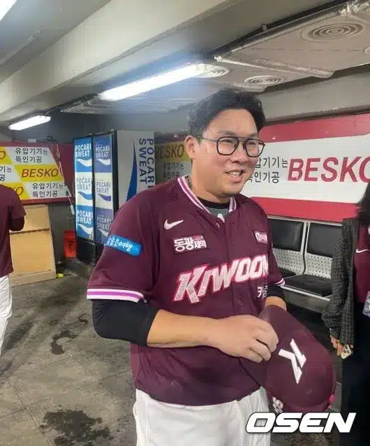 Veteran An Chi-hong Powers Kiwoom to Much-Needed Win Over Kia Veteran An Chi-hong Powers Kiwoom to Much-Needed Win Over Kia