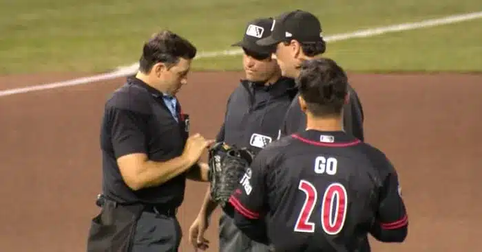 Pitcher Ko Woo-seok Suspended for Suspected Foreign Substance Use in Minor League Game Pitcher Ko Woo-seok Suspended for Suspected Foreign Substance Use in Minor League Game