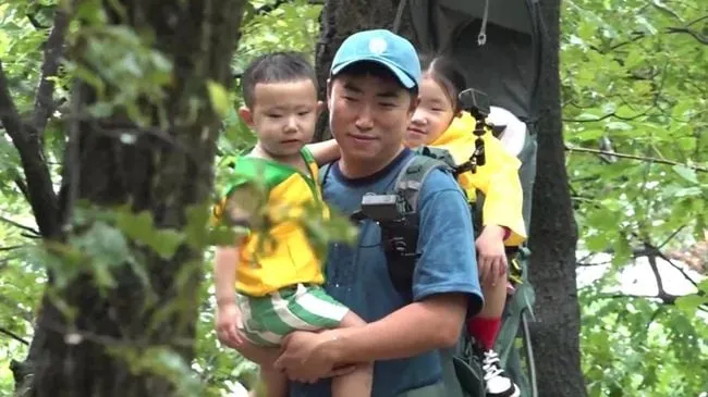 Jang Dong-min’s Surprising Proposal to Bum’s Daughter on ‘Choi Woo-san’ Jang Dong-min’s Surprising Proposal to Bum’s Daughter on ‘Choi Woo-san’