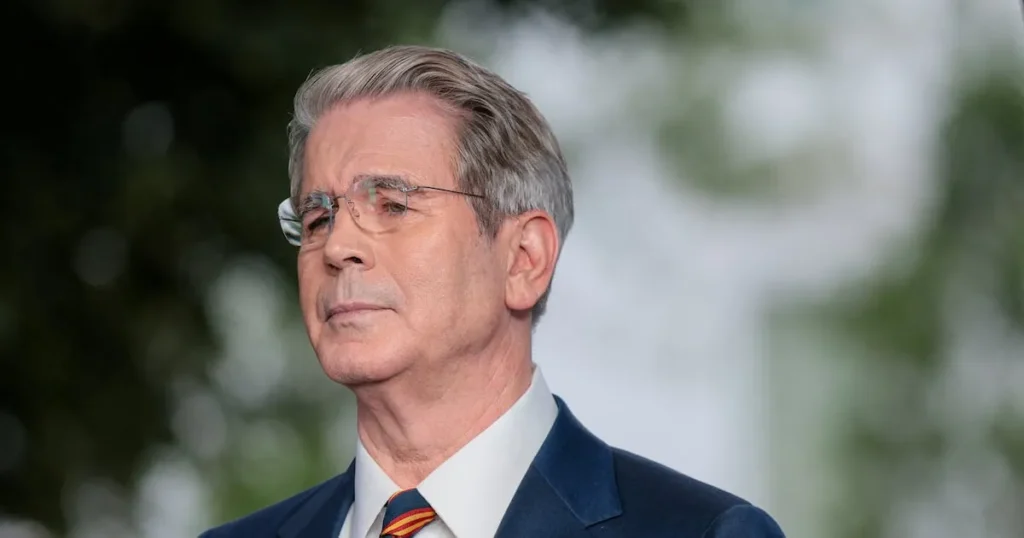 US Treasury Secretary Signals Iran Strait of Hormuz Deal Imminent US Treasury Secretary Signals Iran Strait of Hormuz Deal Imminent