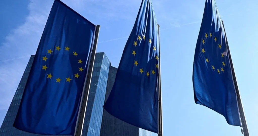US Sold Euros to Buy Yen Without Prior ECB Consultation