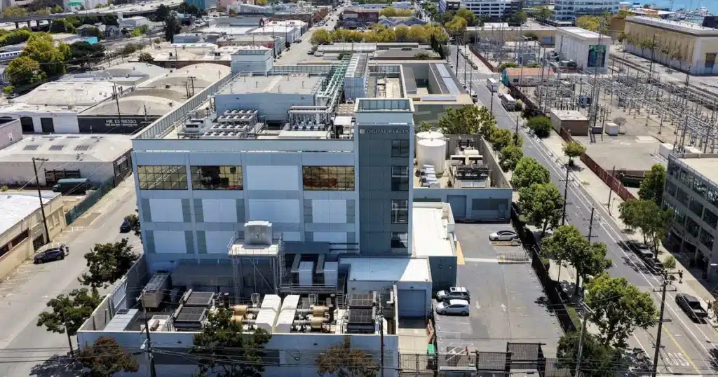 AI Boom Fuels US Manufacturing Growth in Data Center Construction AI Boom Fuels US Manufacturing Growth in Data Center Construction