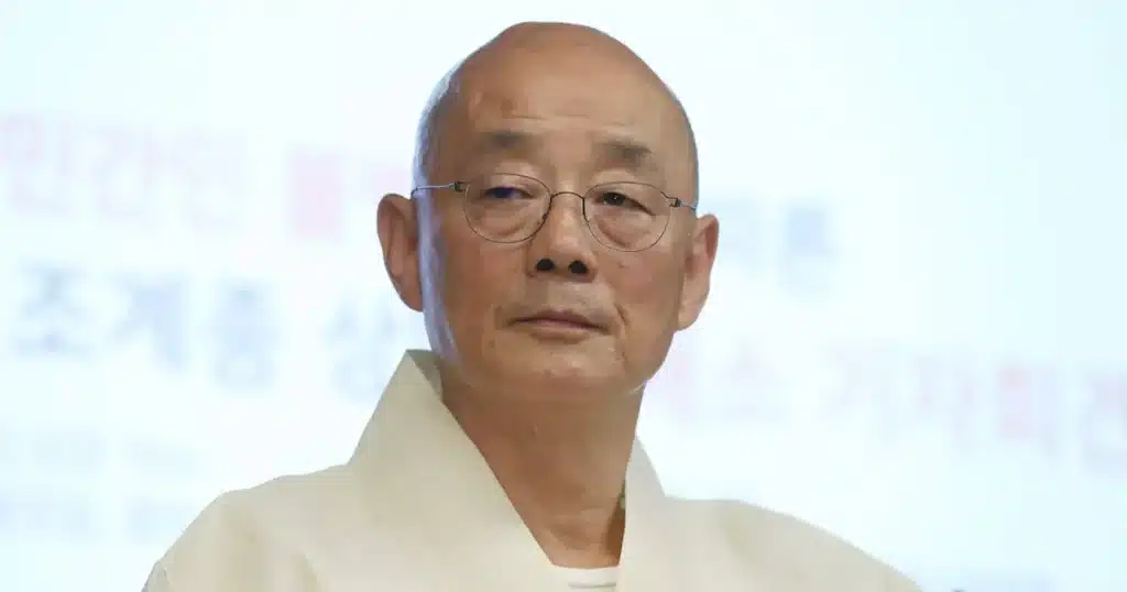 Former Jogye Order Head Monk Myungjin Dies in Jeju Diving Accident