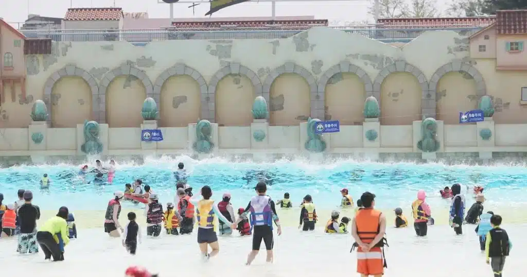 Man Arrested for Secretly Filming Women in Water Park Changing Room Man Arrested for Secretly Filming Women in Water Park Changing Room