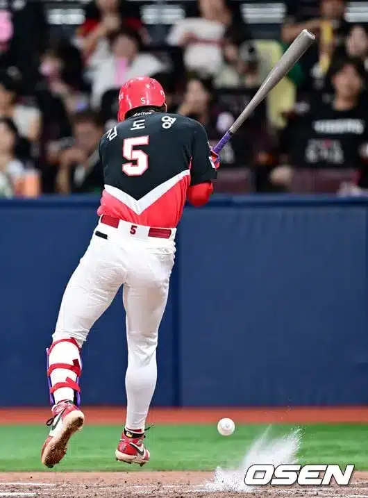 An Woo-jin Reflects on 156km Fastball Hit, Kim Do-young’s Injury Scare An Woo-jin Reflects on 156km Fastball Hit, Kim Do-young’s Injury Scare
