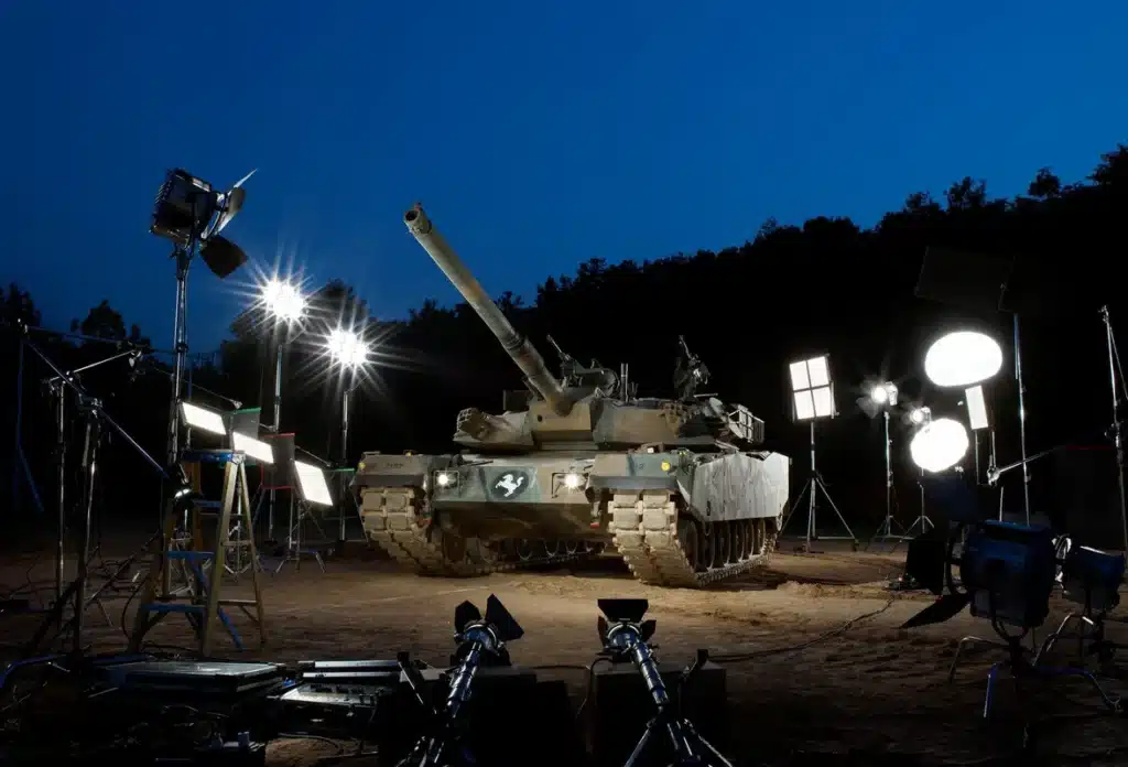 Photographer Im Ah-na Captures Unsettling Juxtapositions of War and Disaster Photographer Im Ah-na Captures Unsettling Juxtapositions of War and Disaster