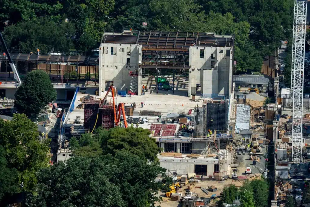 Supreme Court Allows White House Event Hall Construction to Continue Supreme Court Allows White House Event Hall Construction to Continue