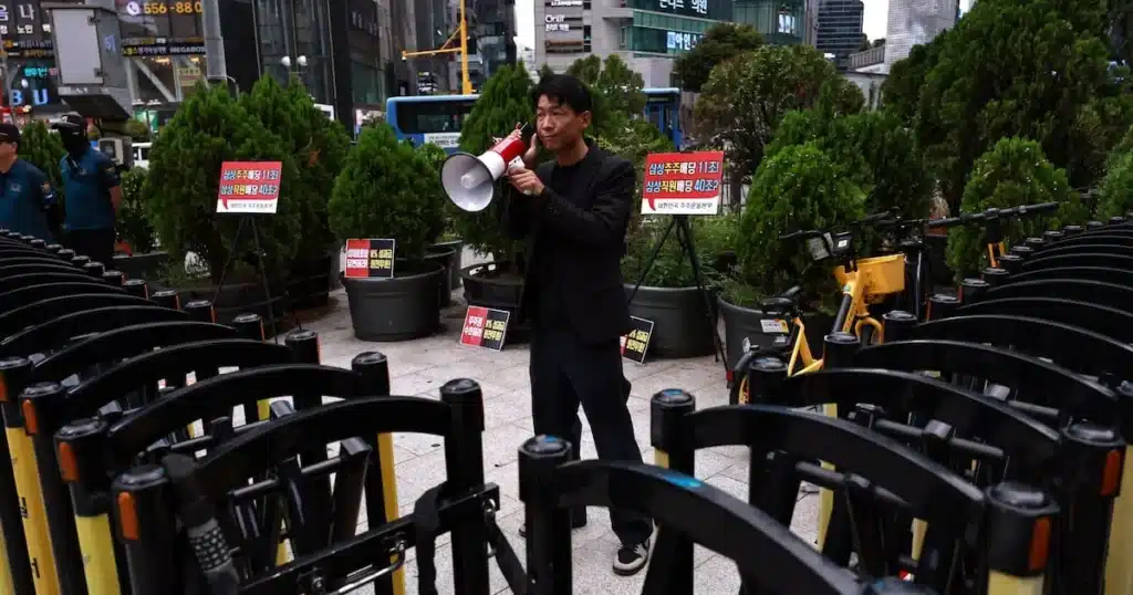 Government Clarifies Mandatory Bargaining Subjects in Labor Disputes Government Clarifies Mandatory Bargaining Subjects in Labor Disputes