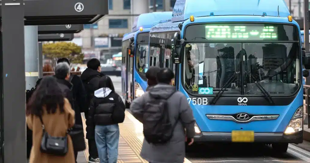 Seoul Bus Strike Looms: Union Threatens Full Walkout on September 16 Seoul Bus Strike Looms: Union Threatens Full Walkout on September 16