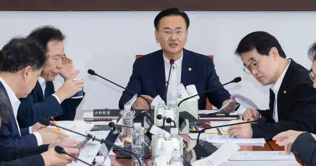 Election Watchdog Seeks Leniency on Ballot Shortage Accountability