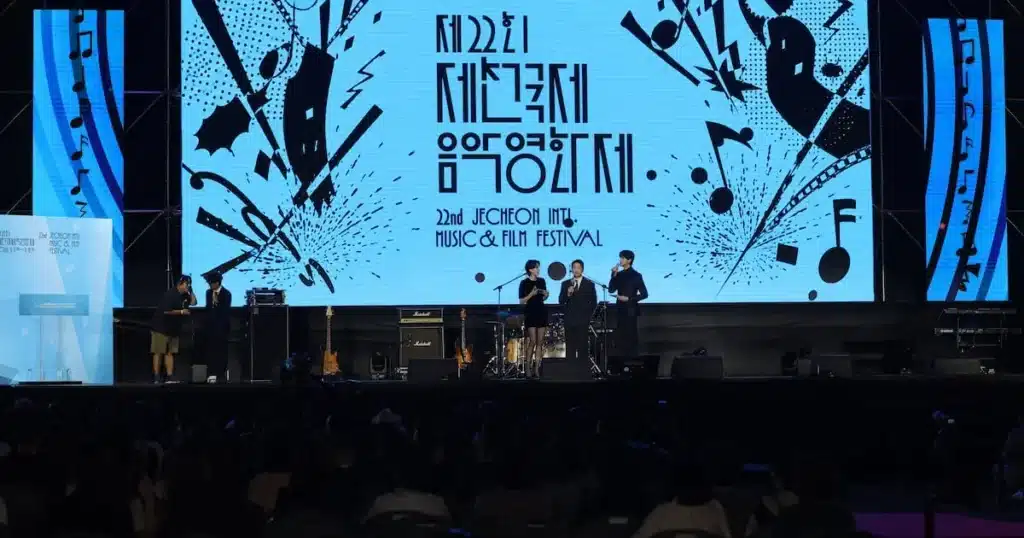 Jeonju International Music Film Festival Closes with Director Jang Hang-jun’s Enthusiastic Farewell