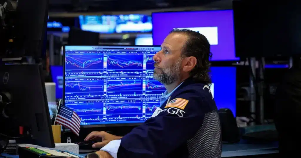 US Stocks Rise as Treasury Yields Dip on Inflation Signals
