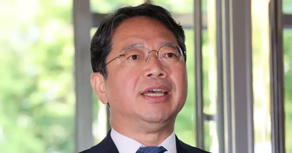 Kim Sung-won Reports Assets of Over ₩680 Million, Past DUI Fine Kim Sung-won Reports Assets of Over ₩680 Million, Past DUI Fine