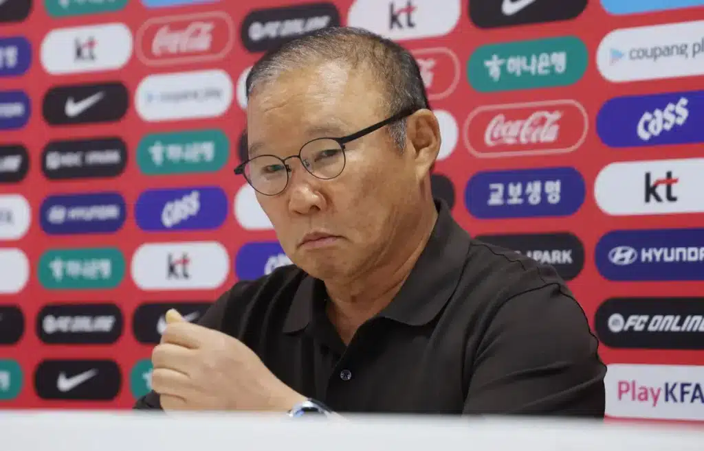 Ex-Coach Park Hang-seo Criticizes Korean Football Association for “Cartel” and Arrogance Ex-Coach Park Hang-seo Criticizes Korean Football Association for “Cartel” and Arrogance