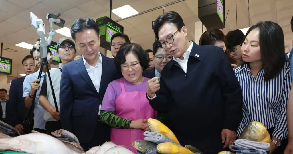 Kim Min-seok Suggests Easing Anti-Graft Law for Business Dinners
