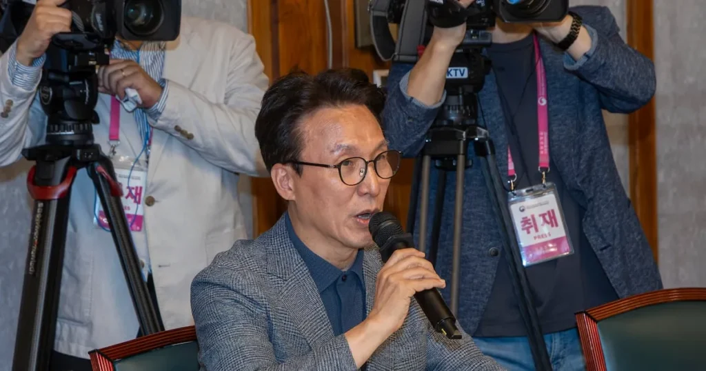 Kim Min-seok Compares Current Political Climate to Roh Moo-hyun Impeachment Era