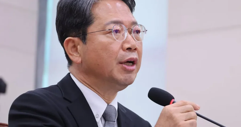 Justice Minister Opposes Granting Special Prosecutors Power to Drop Charges